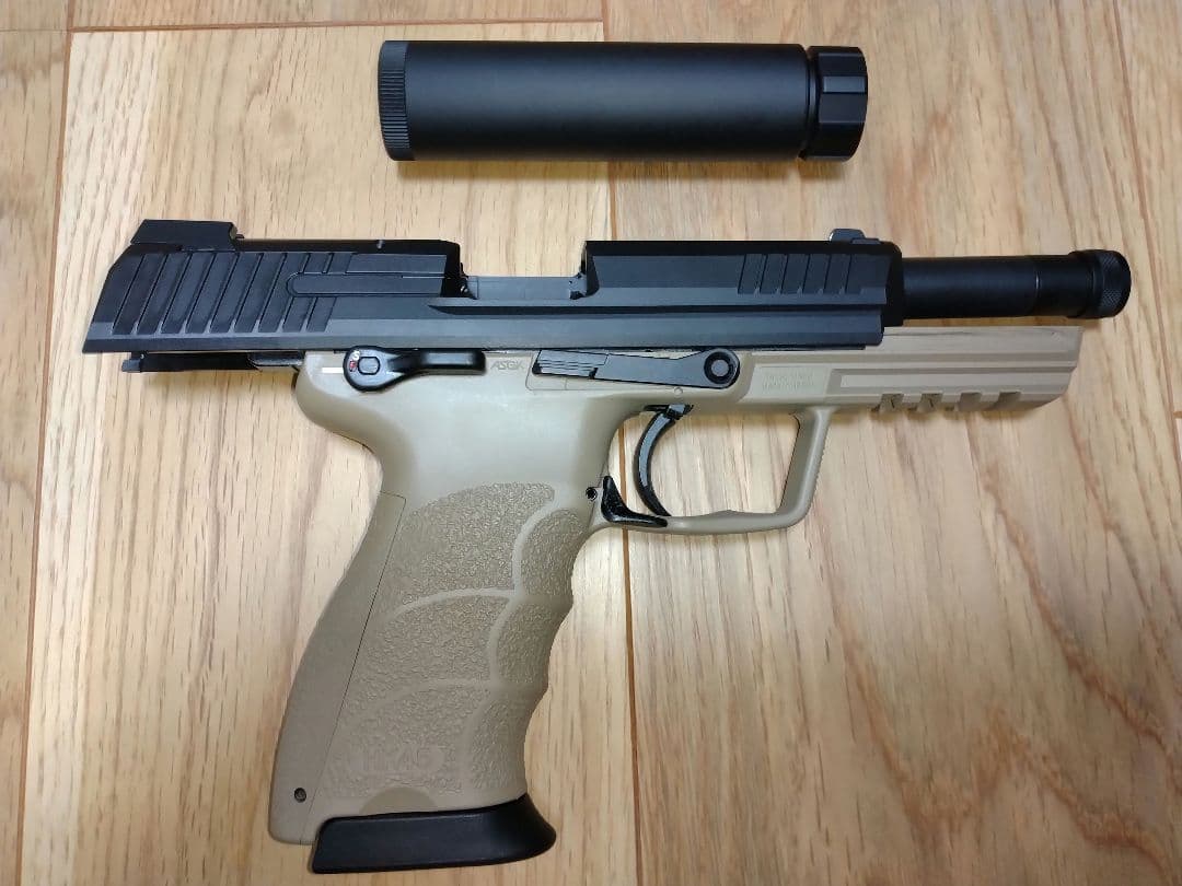 【値下げ交渉受付中】東京マルイ ガスブローバックガン HK45 TACTICAL