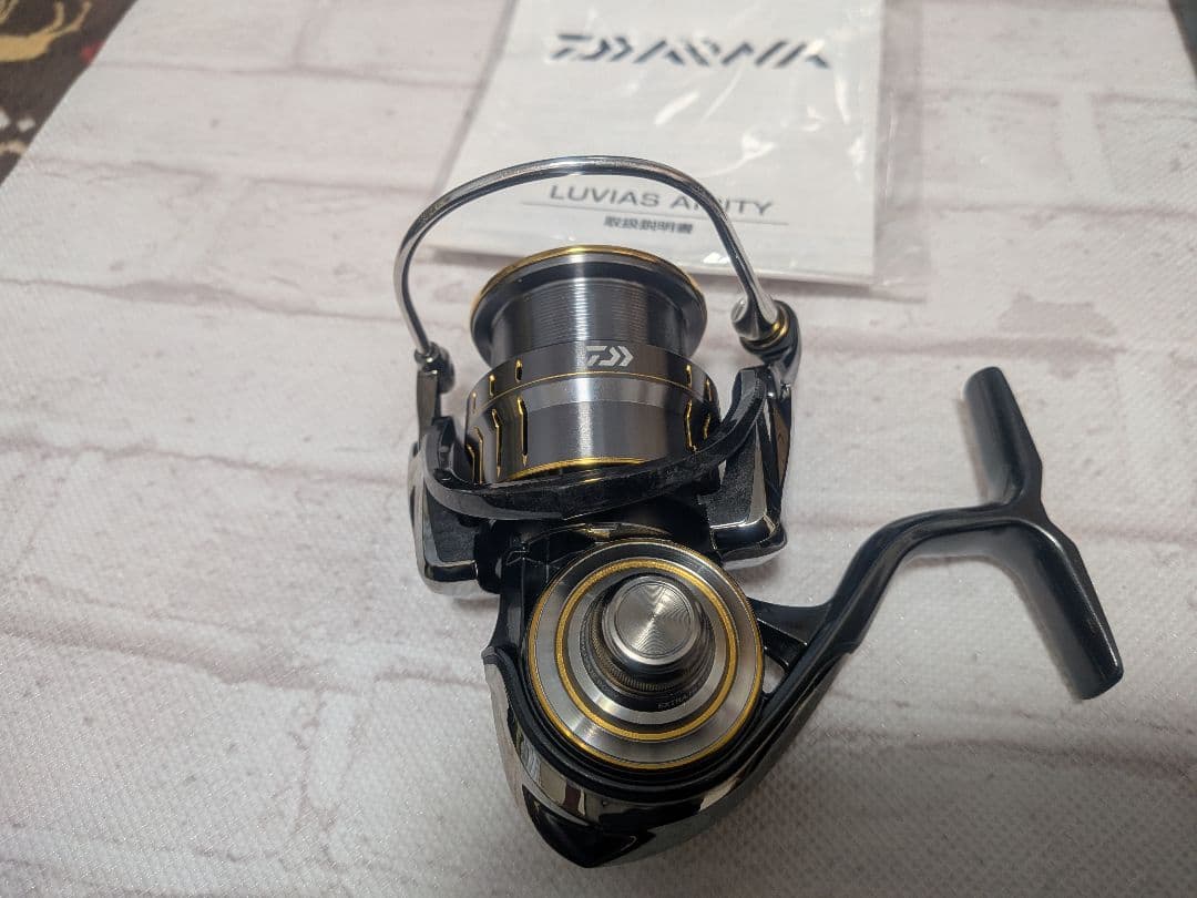 リール DAIWA LUVIAS AIRITY LT 3000S-CXH