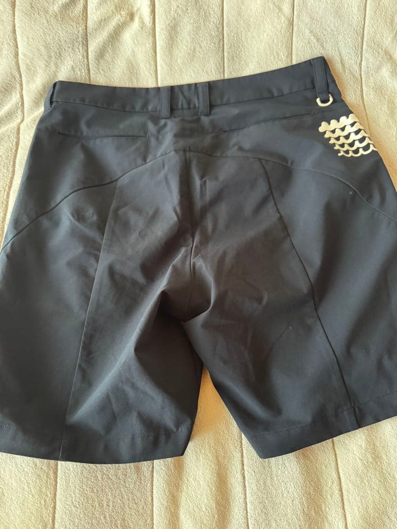 メンズ ゴルフ ショートパンツ 黒