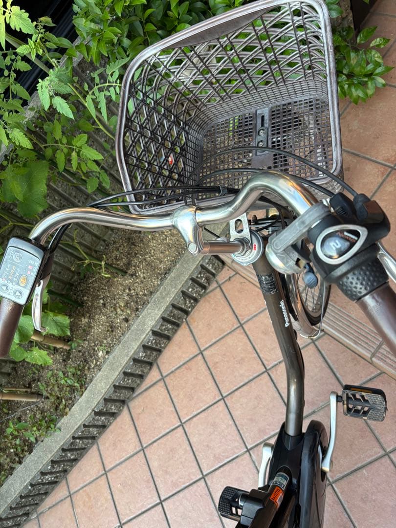 電動アシスト自転車 黒 前カゴ付き