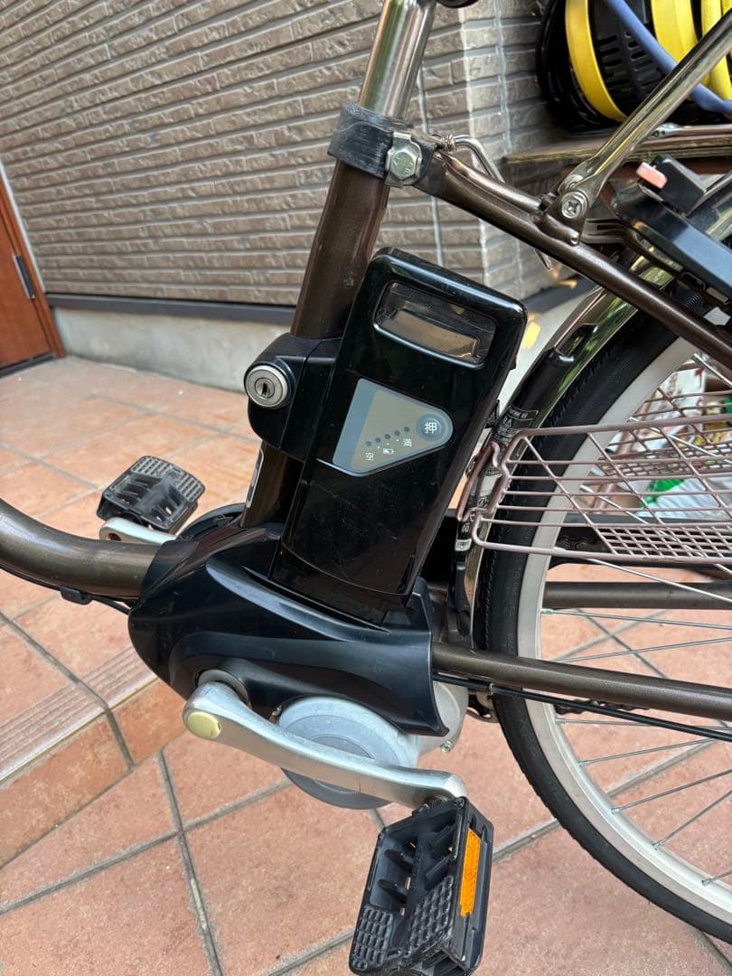 電動アシスト自転車 黒 前カゴ付き