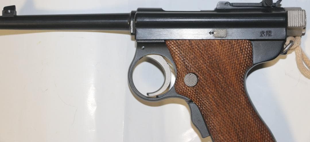超希少　六研製　プラモデルガン　,南部式自動拳銃（陸式）無可動鑑賞用 　合法品