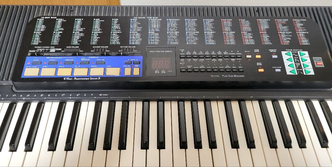 CASIOキーボードTONEBank　CT670 と STRICHスタンド