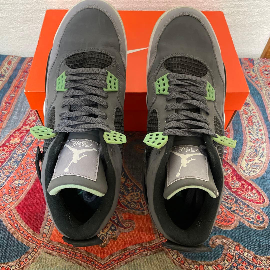 AIR JORDAN 4 RETRO エアジョーダン レトロ グレー　スニーカー