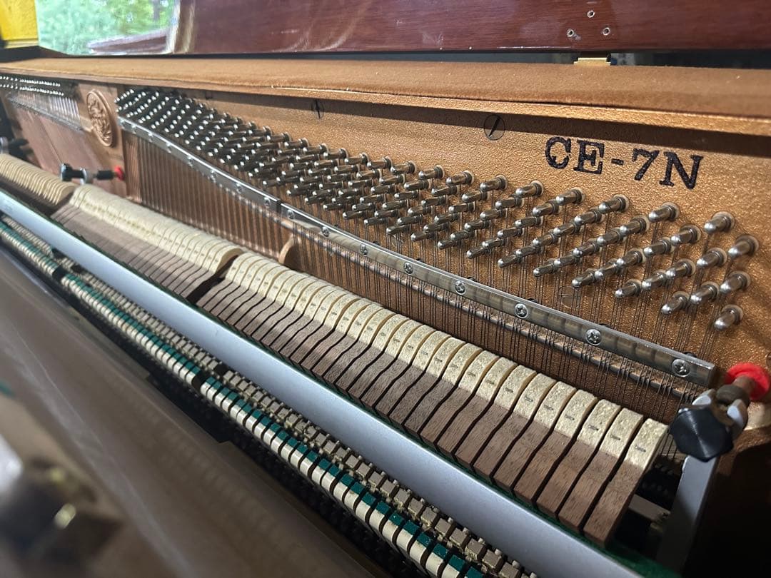 【超特価】KAWAI CE-7N アップライトピアノ