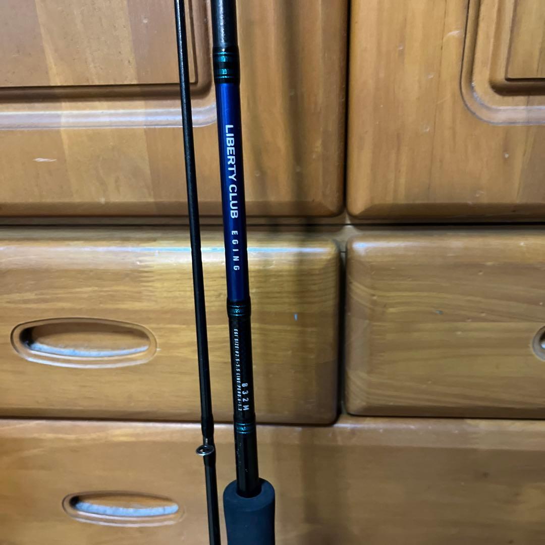 最終値下げ！　Daiwa スピニングリールと釣り竿セット