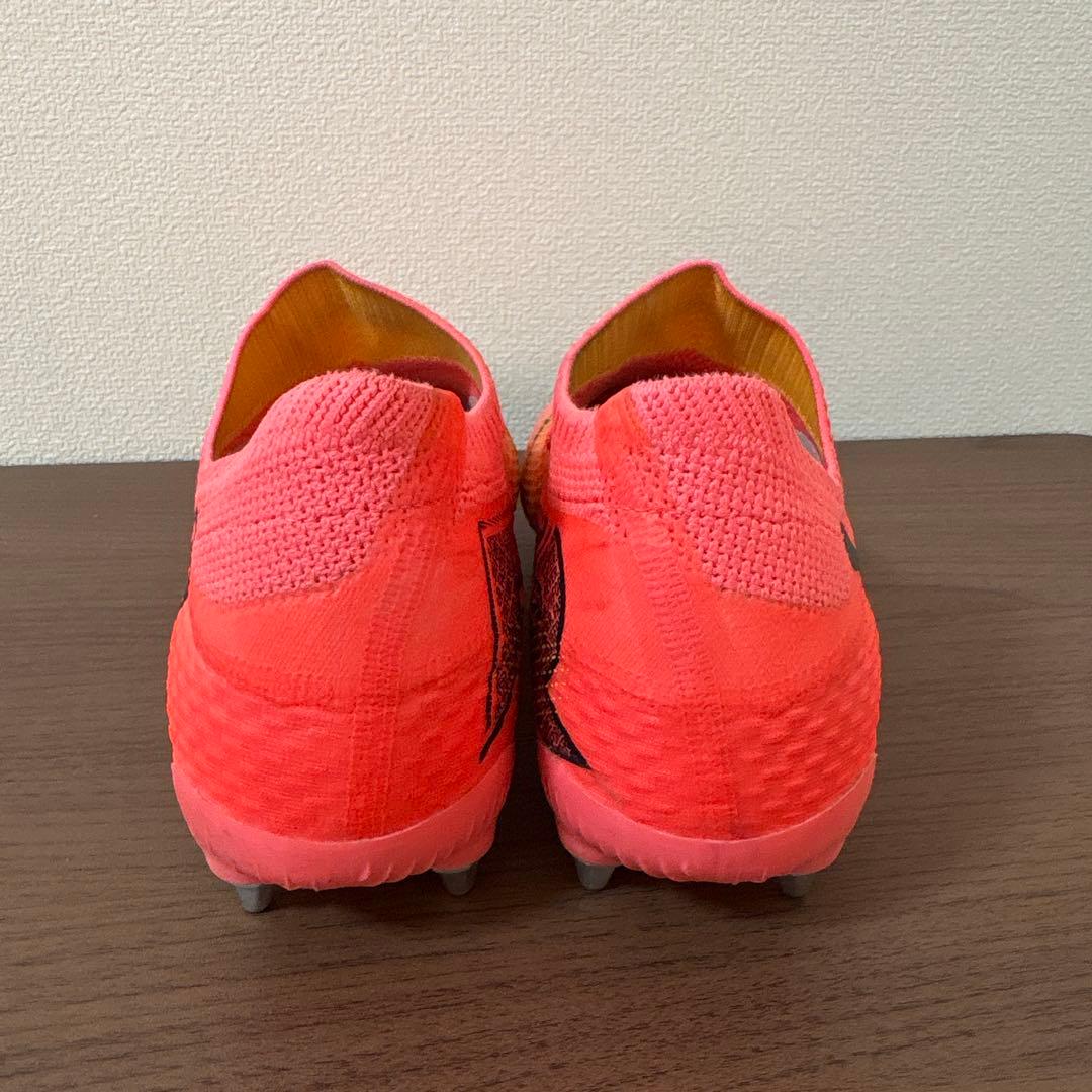 プーマフューチャー7アルティメットMXSG完売品スタッド替え付き