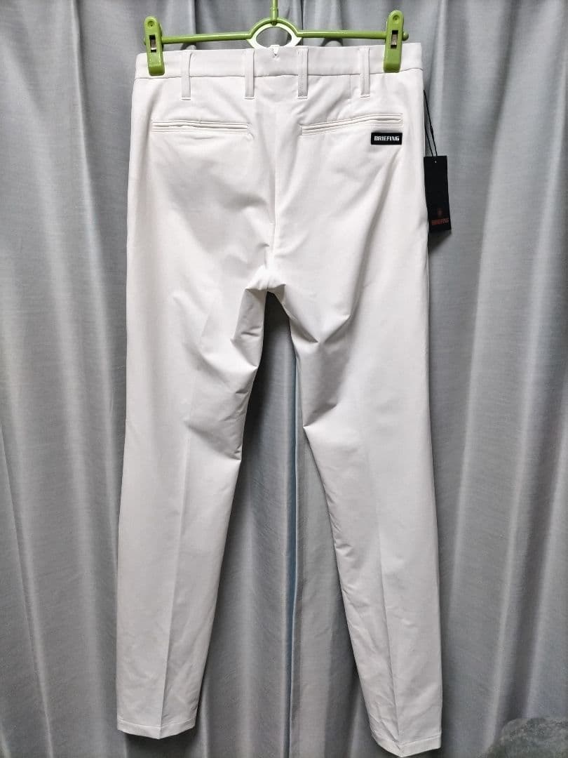 未使用品　ブリーフィングゴルフ　ストレッチ パンツ 白