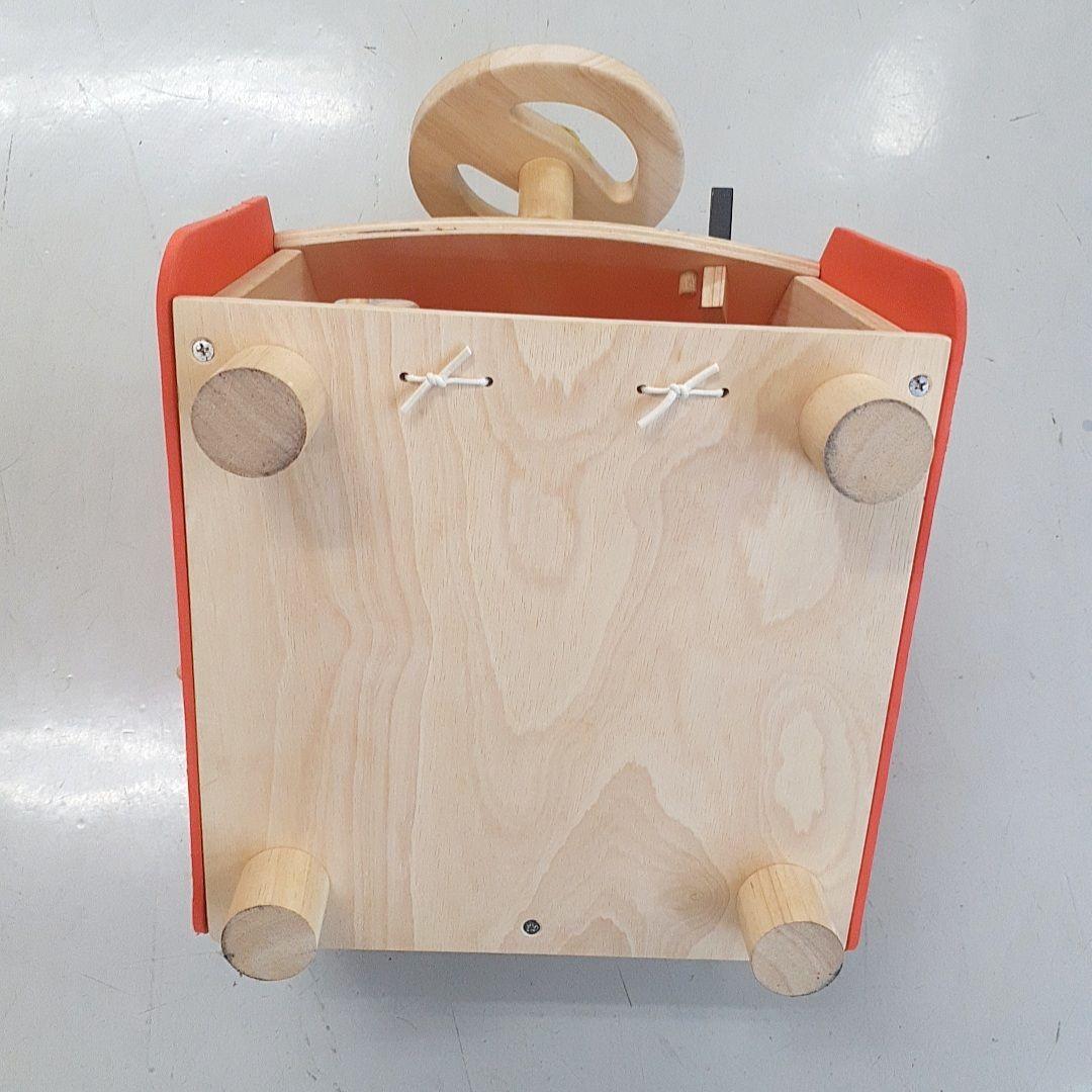 PLAN TOYS ドライビングシート　車　ハンドル　おもちゃ　木製