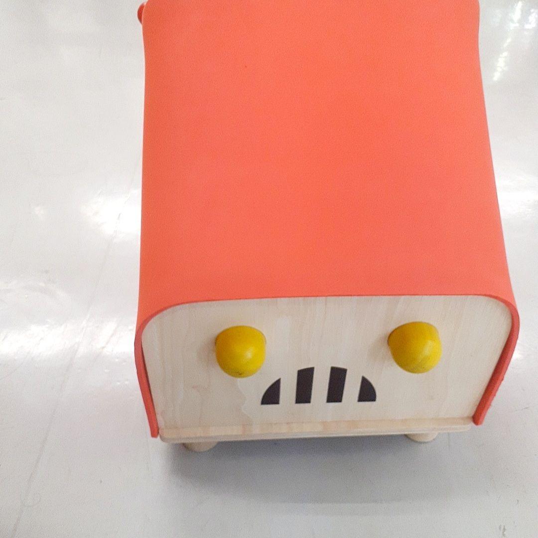 PLAN TOYS ドライビングシート　車　ハンドル　おもちゃ　木製