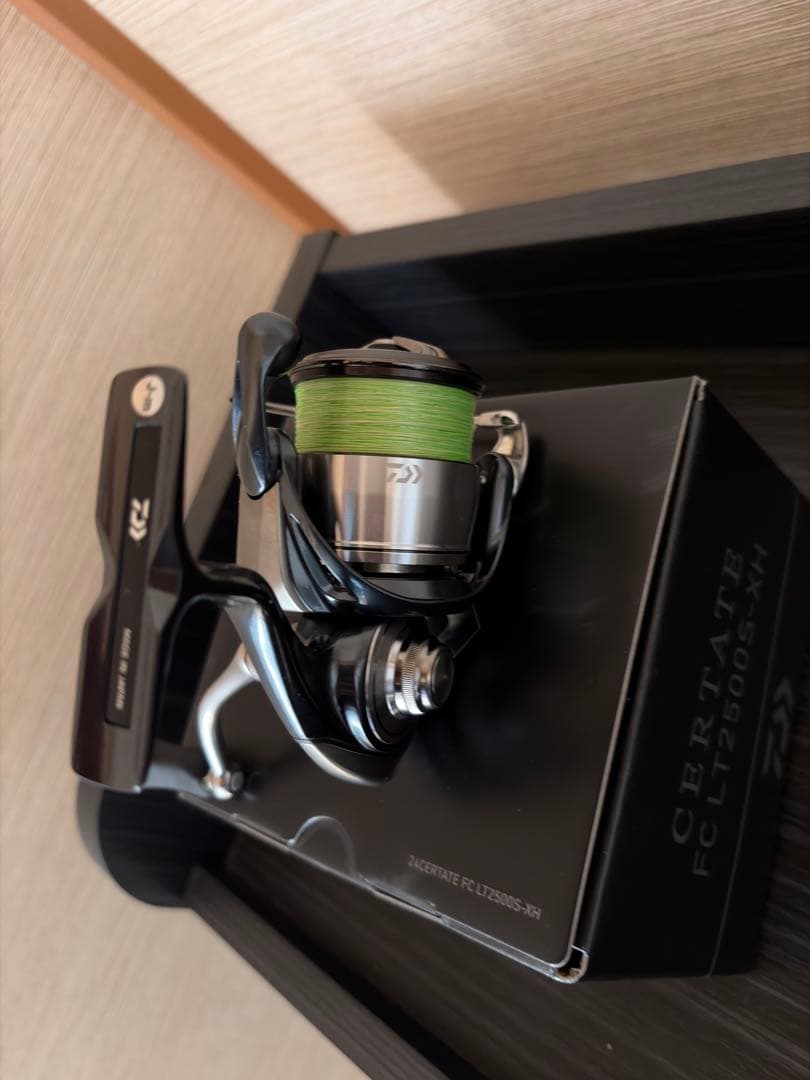 Daiwa CERTATE FC LT2500S-XH 超美品