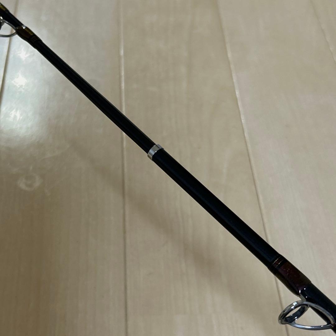 美品 ダイワ アナリスター真鯛255 コマセマダイ
