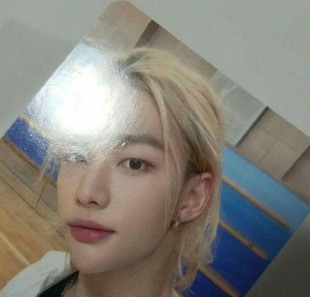 stray kids ヒョンジン IN生 shopee 店舗特典 トレカ