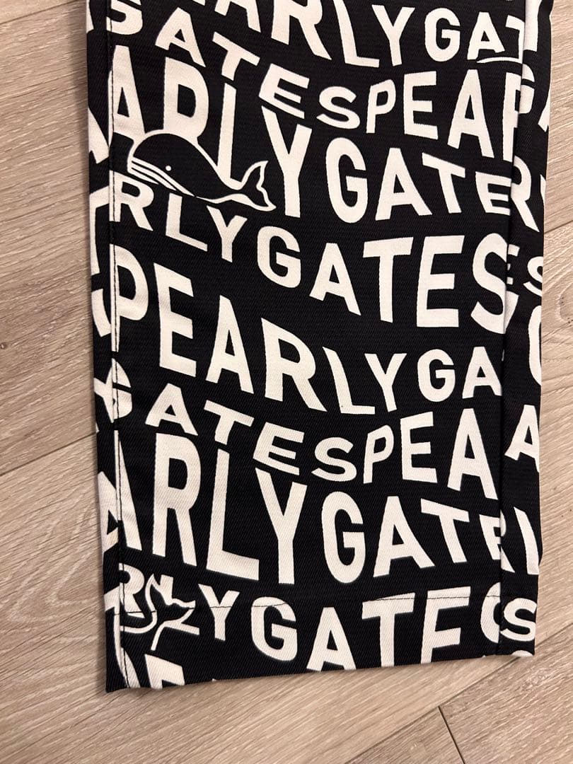 PEARLY GATES ロゴプリントパンツ