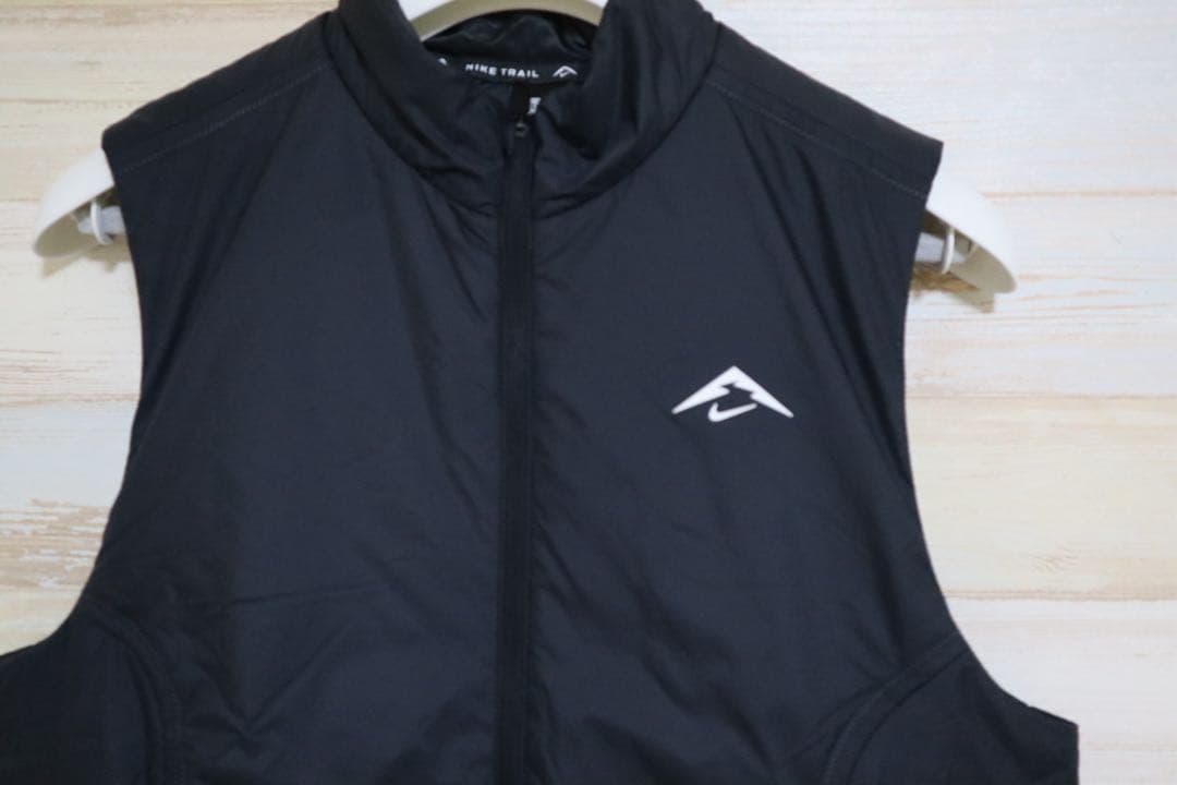 新品 Mサイズ ナイキ プリマロフト　トレイル ランニングベスト　NIKE