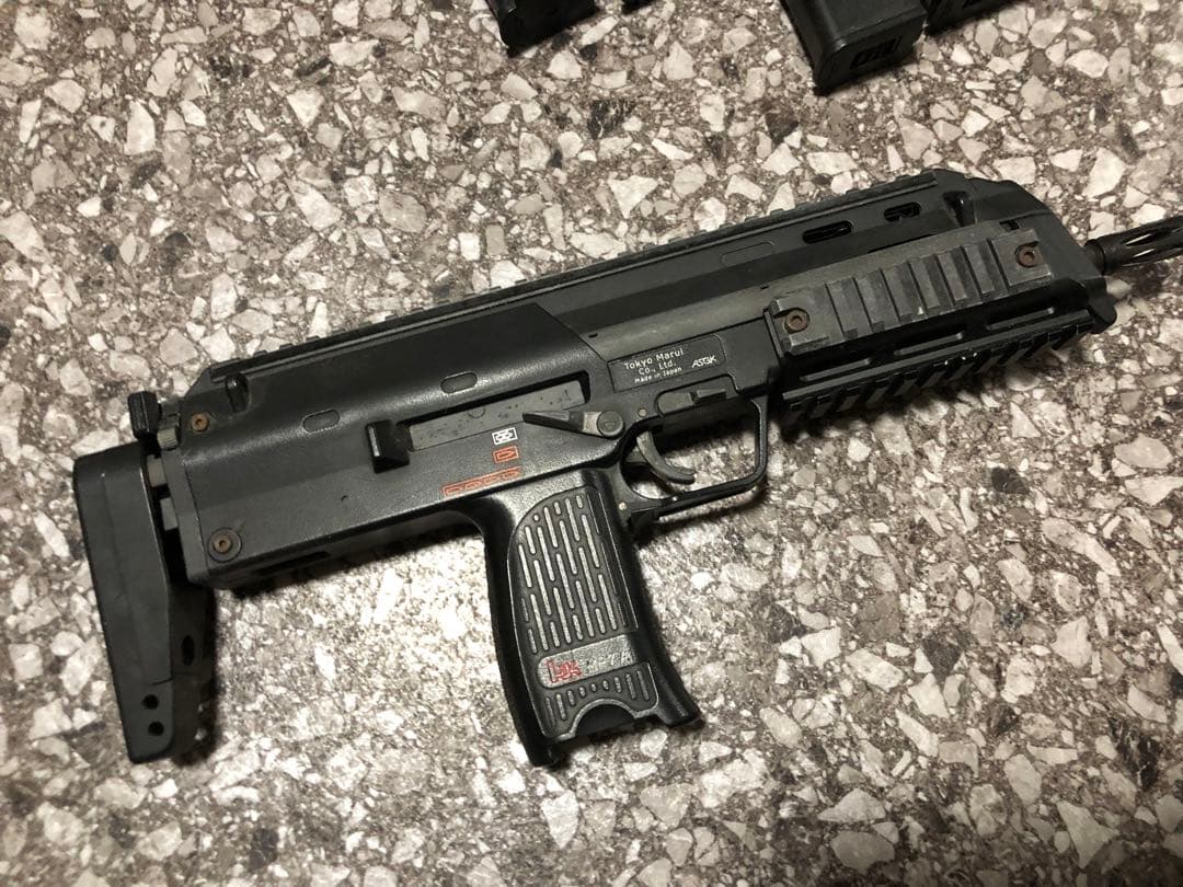 東京マルイ　MP7電動ガン　予備フレーム付き