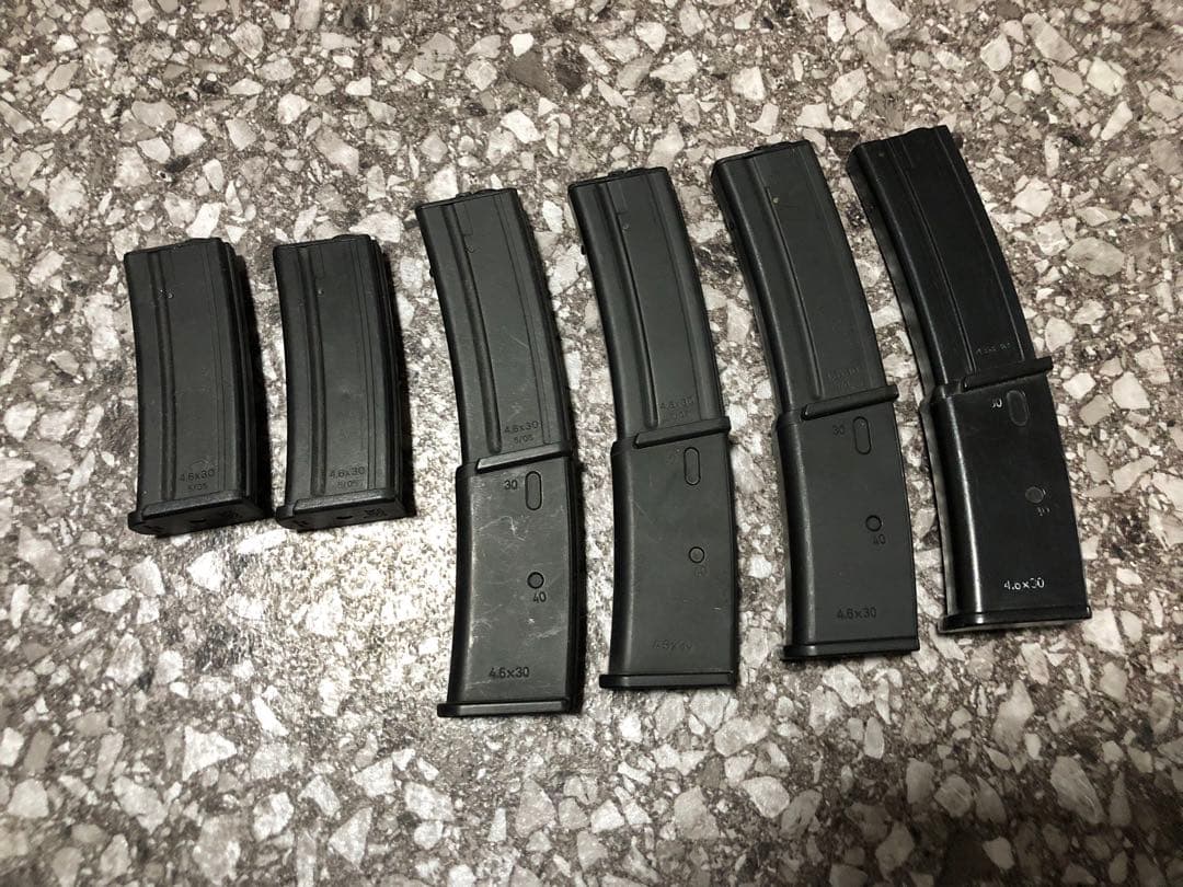 東京マルイ　MP7電動ガン　予備フレーム付き