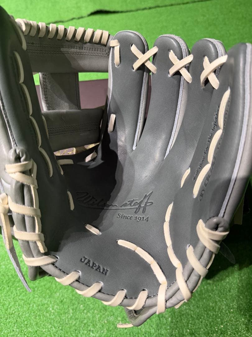 店舗限定　展示品　Wilson Real Glove 軟式グローブ グレー