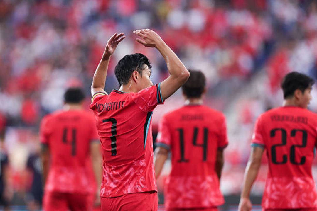 ソンフンミン　韓国代表　ユニフォーム　オーセンティック　23-25（H）