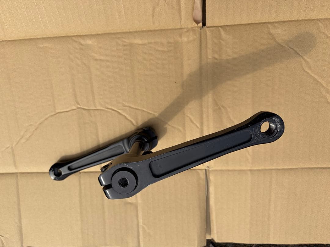 bmx フラット　ARES 3pcアルミクランク