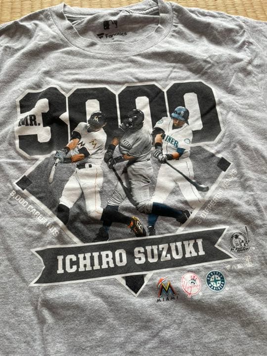 イチロー　3000本安打記念Tシャツ　未使用