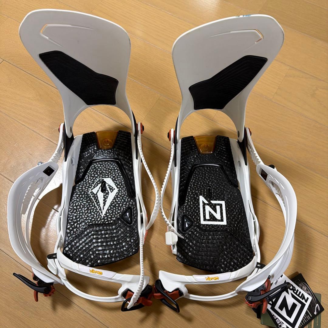 VOLCOM✖️NITRO バインディング