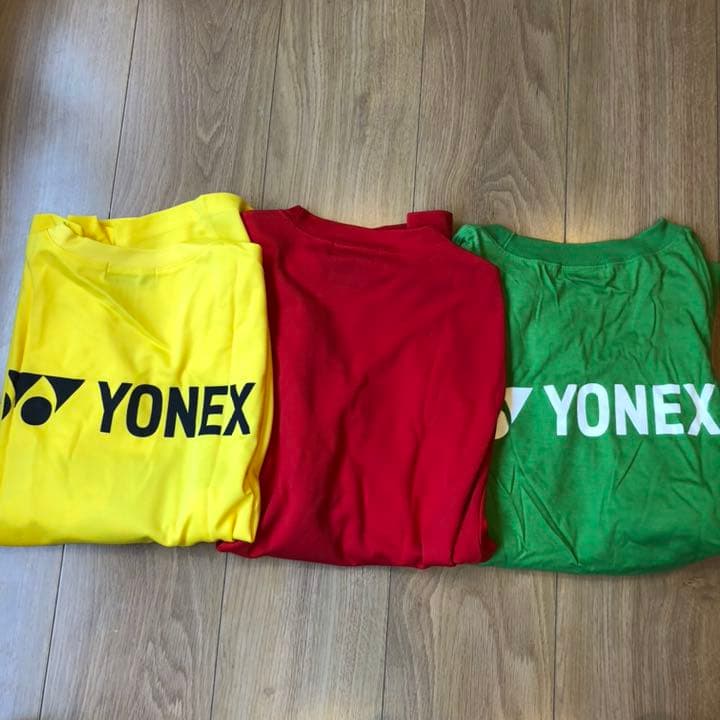 ヨネックス　Tシャツ