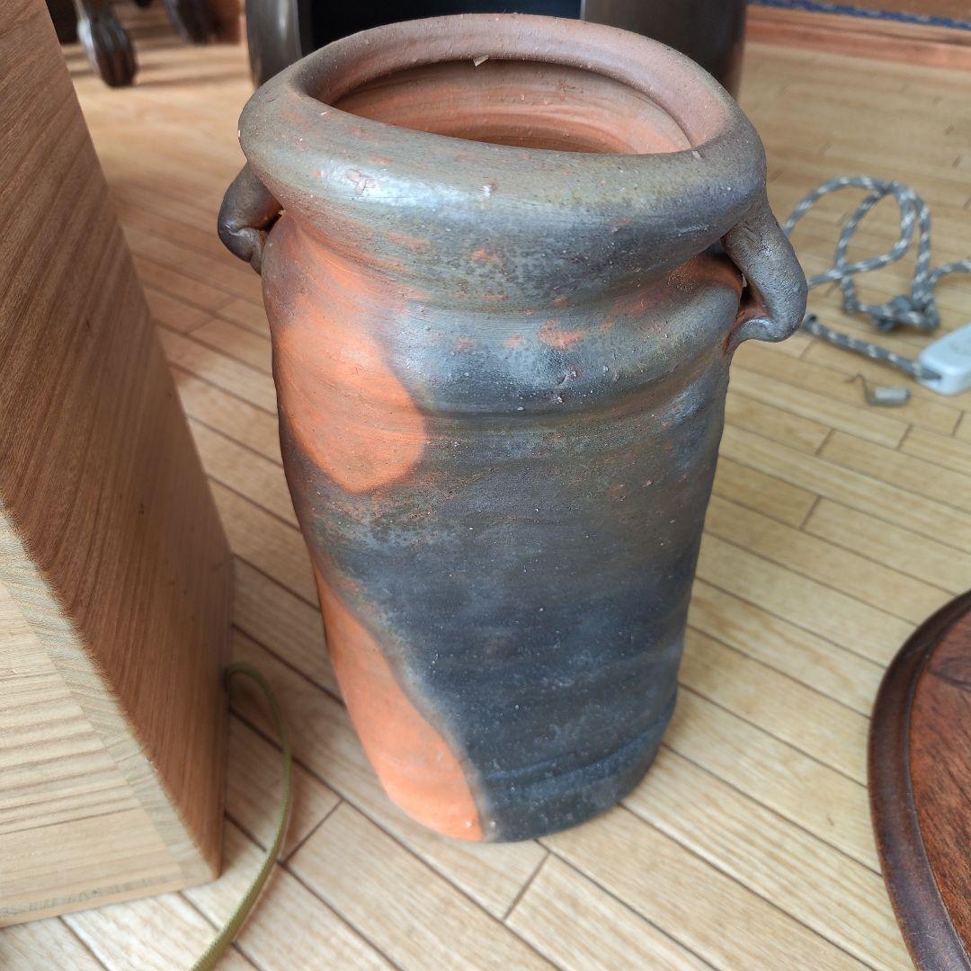 金重有邦　作　備前焼 耳付花入