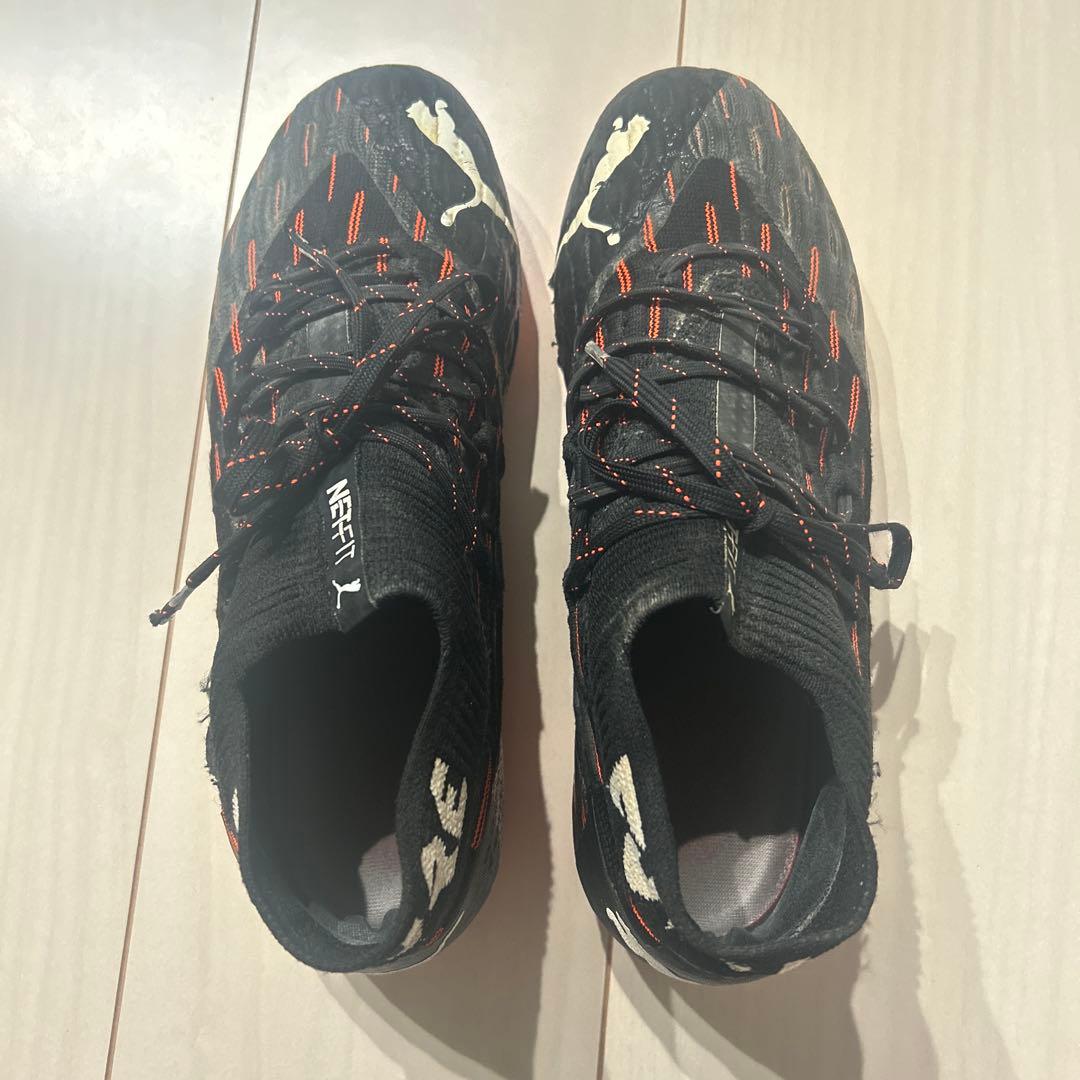 PUMA future 6.1 トップモデル