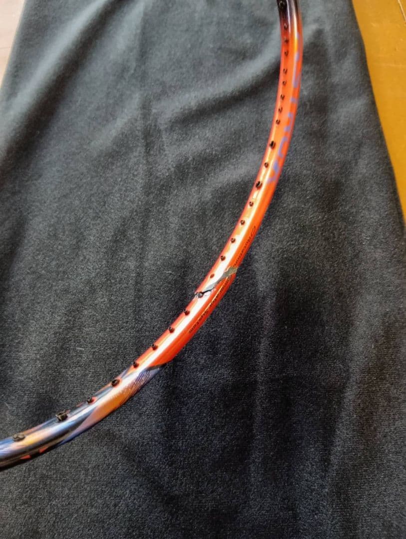 YONEX バドミントンラケット　アストロクス77プロ