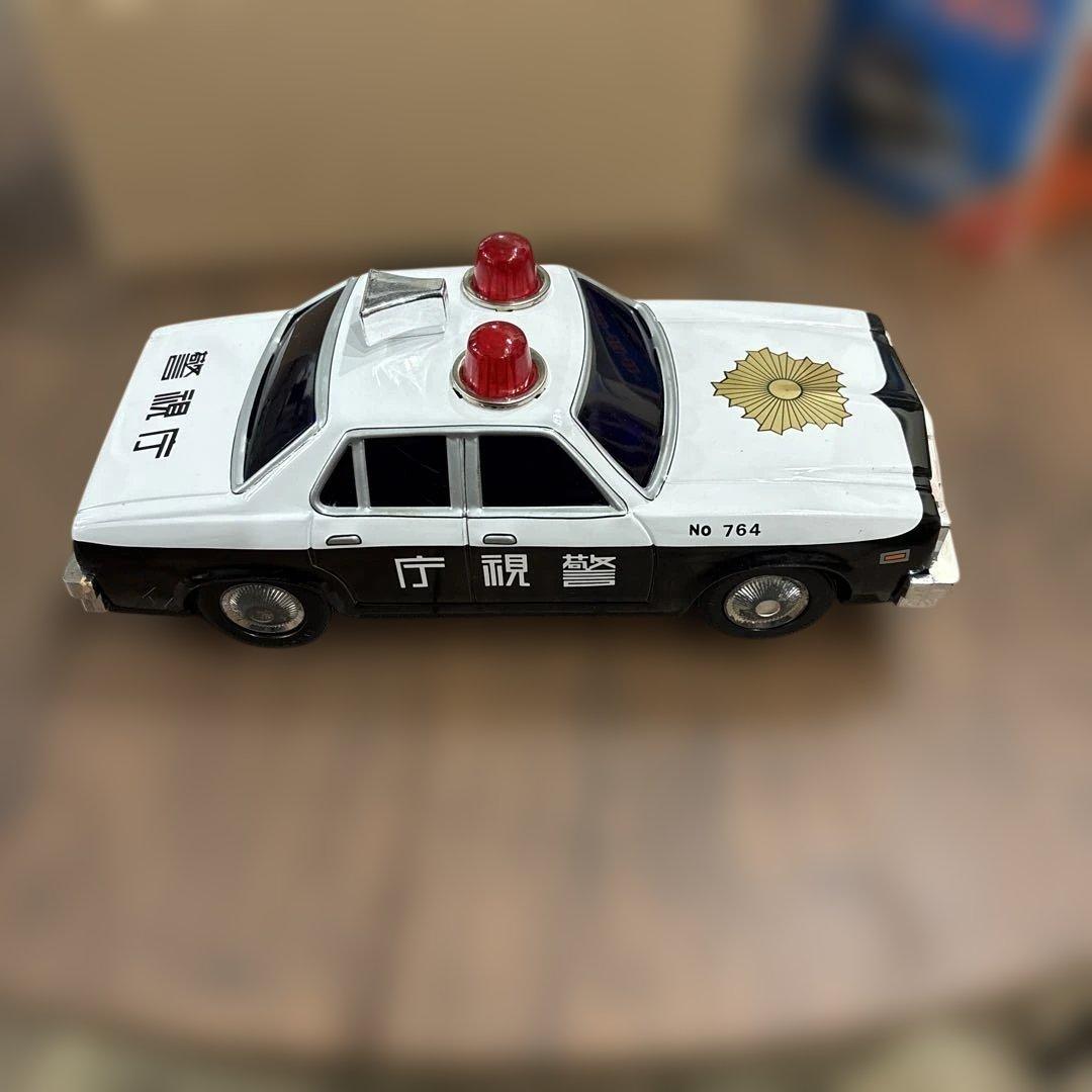 シボレーパトカー　ミステリーアクション　ヨネザワのおもちゃ　音なります　動きます