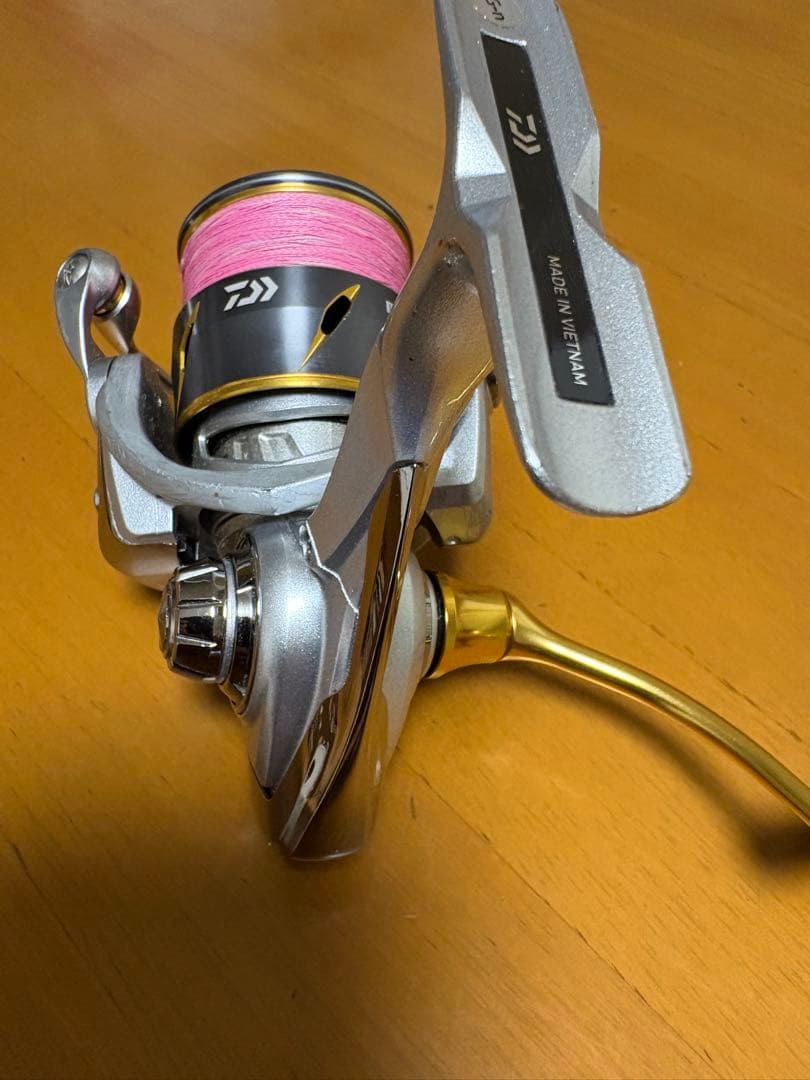 21フリームスLT2500 スピニングリール