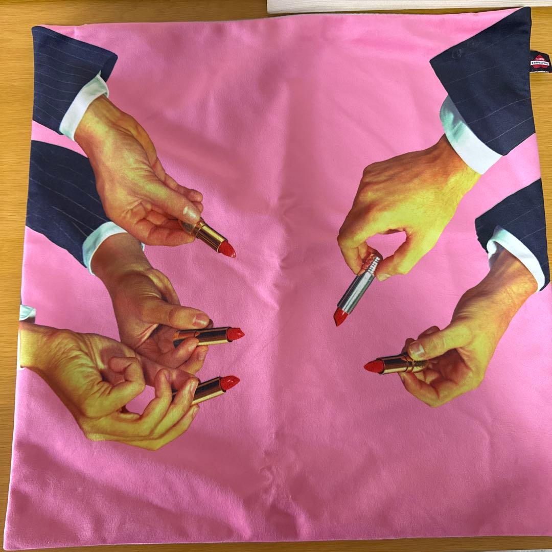 希少　SELETTI x TOILETPAPER クッションカバー
