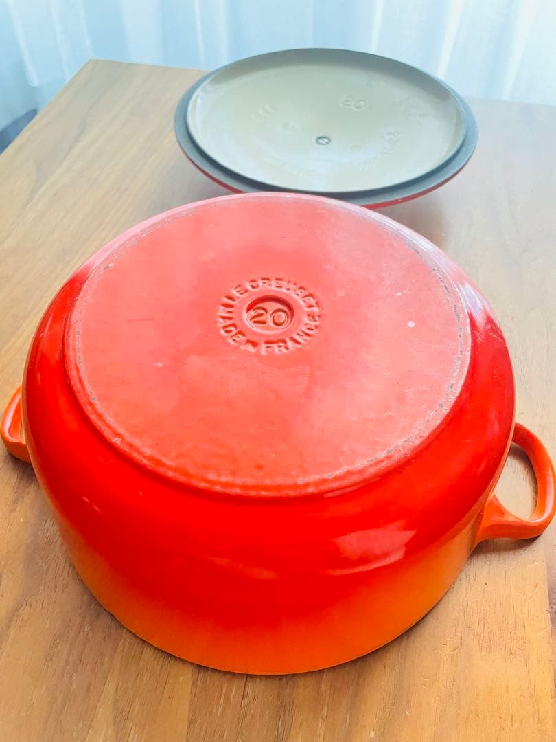 Le Creuset ルクルーゼ　ココット・ロンド 20 cm オレンジ　両手鍋