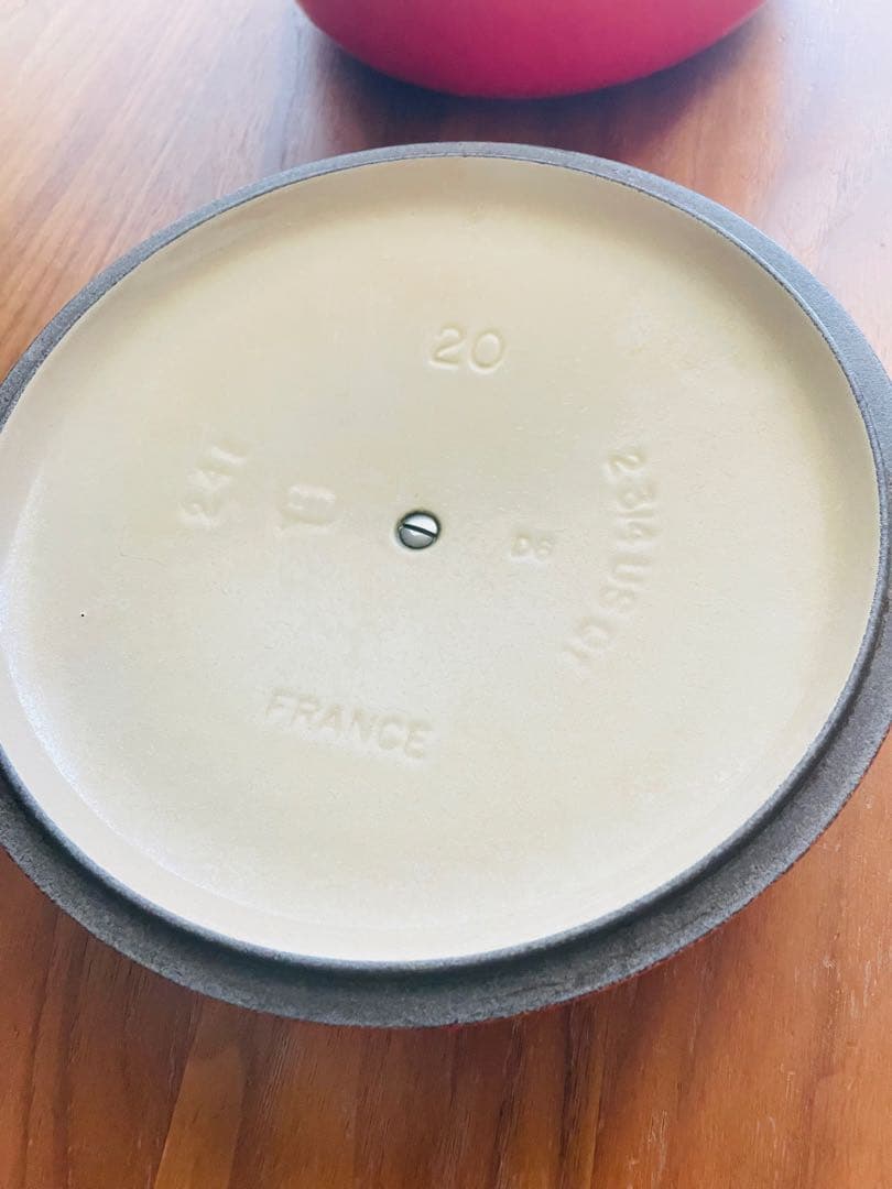 Le Creuset ルクルーゼ　ココット・ロンド 20 cm オレンジ　両手鍋