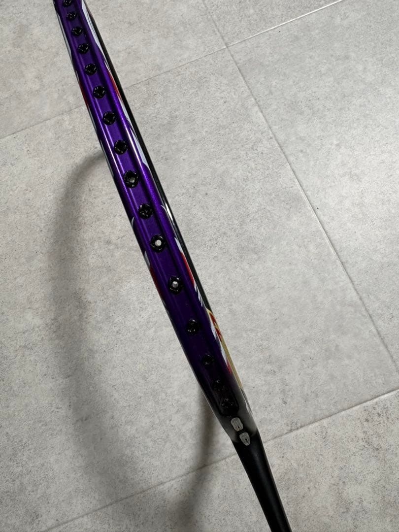 ASTROX 100 ZZ バドミントンラケットパープル