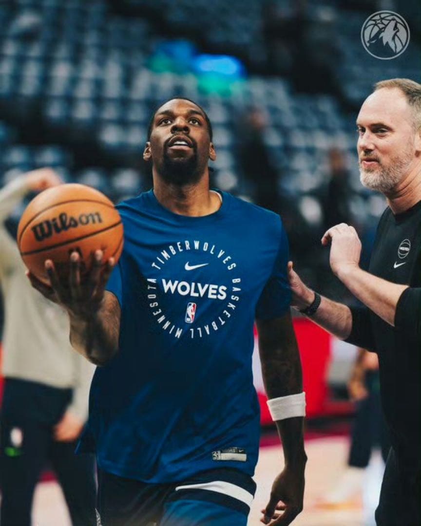 ウルブズ NBA 25シーズン選手支給品プラクティスTシャツMサイズ
