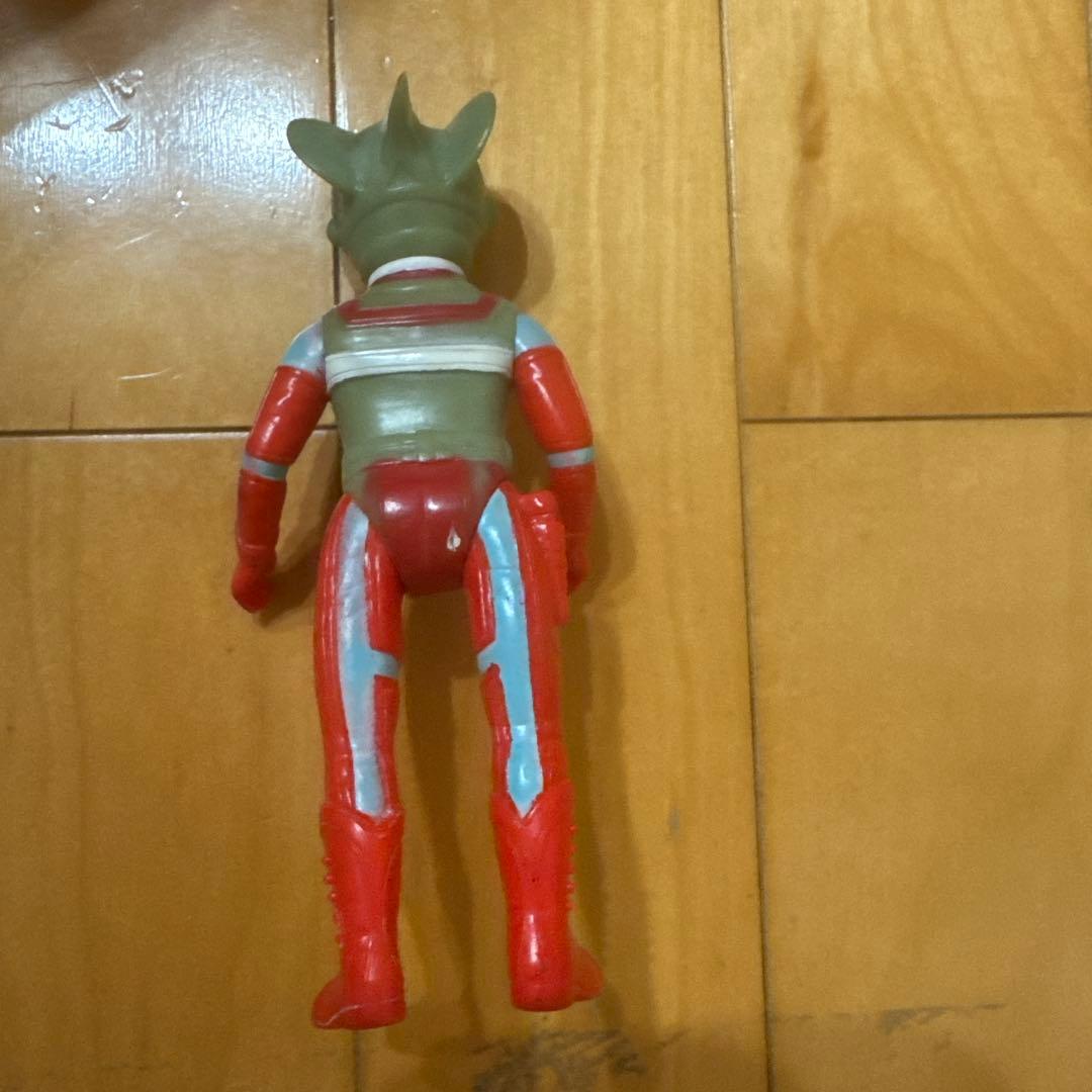 ウルトラマンタロウZAT 隊員 ブルマァク