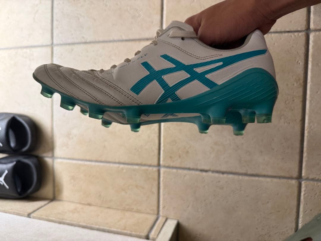 【使用3回のみ美品】ASICS DS LIGHT X-FLY 5