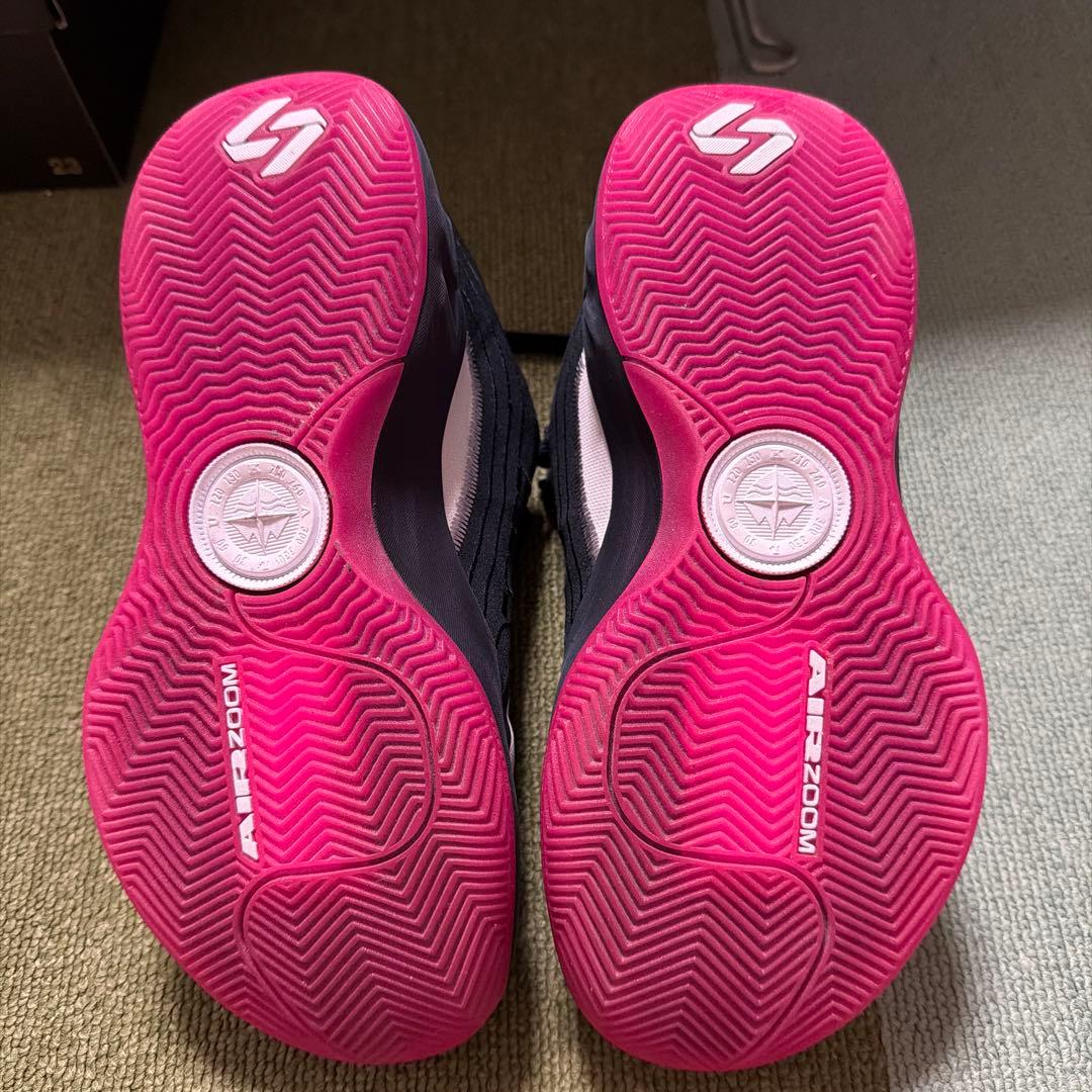 NIKE ルカ4