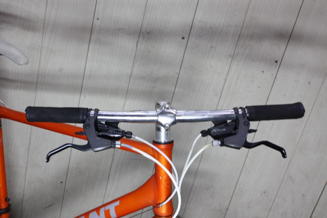 GIANT ESCAPE AIR 700C 軽量アルミ 24速 500mmクロス