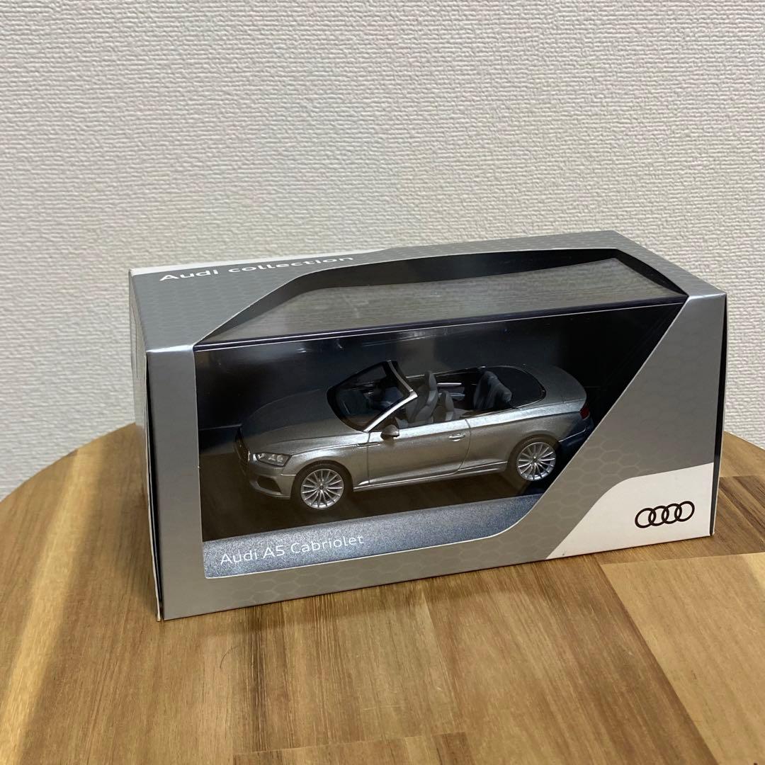 1/43 アウディa5 カブリオレ　ディーラー限定モデル