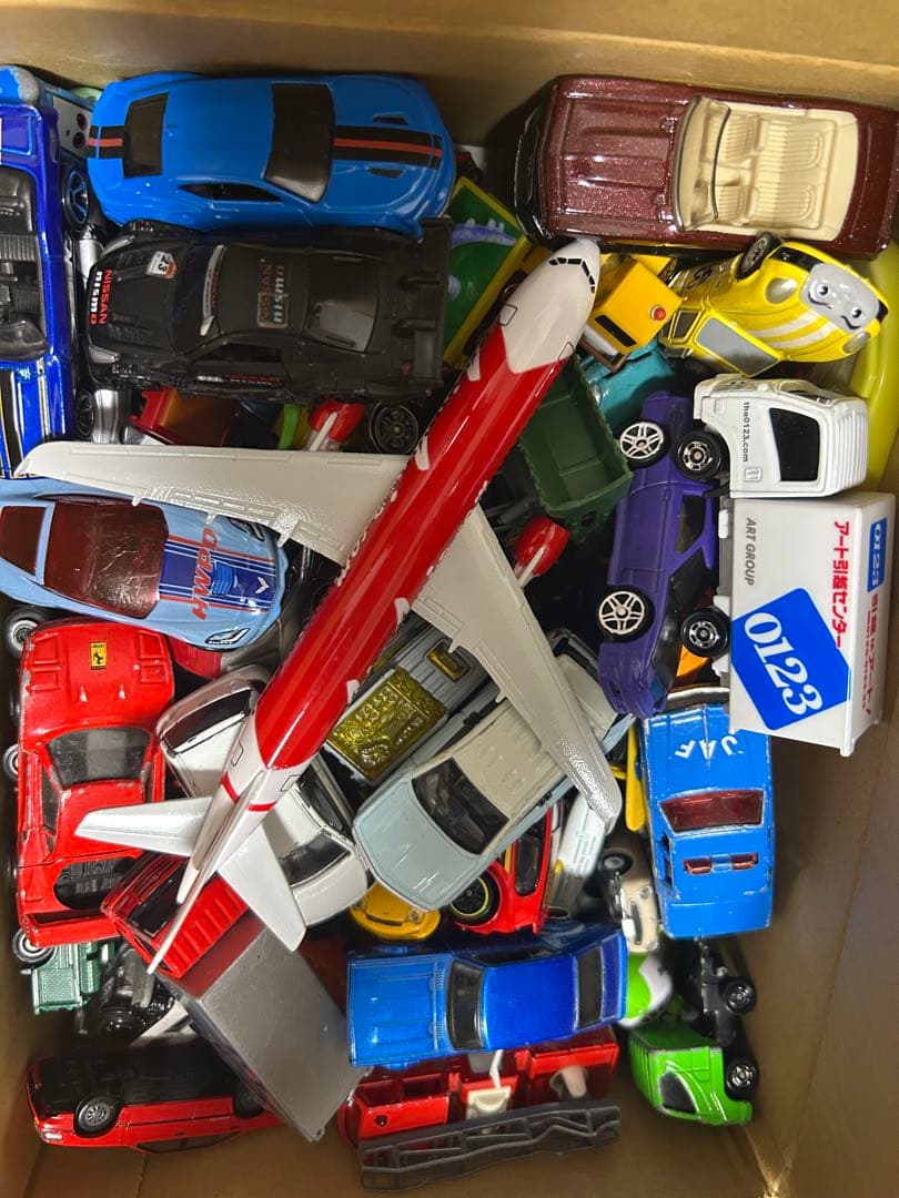ミニカー　セット　トミカ　HW マッチボックス　（飛行機付）　ジャンクあり