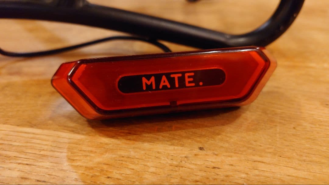 ＭＡＴＥ Ｘ 純正 油圧式ブレーキ用 リアキャリア、テールランプセット