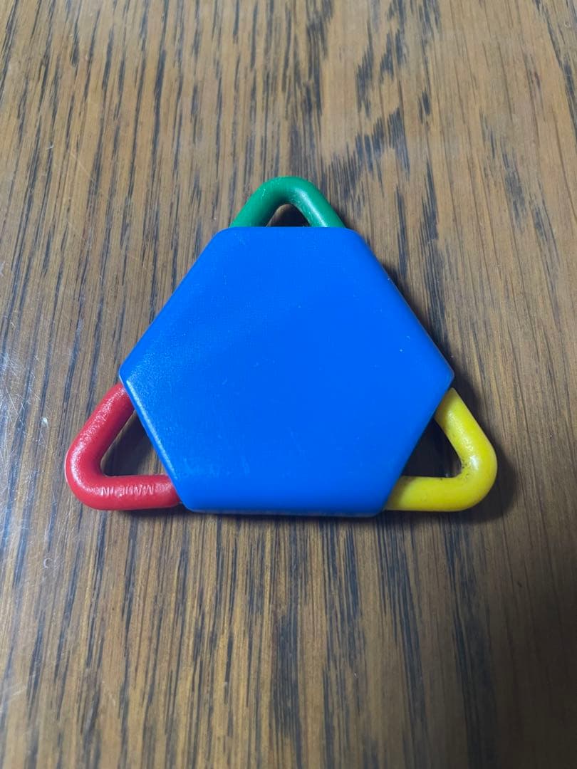 【激レア】アップルコンピュータ　三角形　キーホルダー