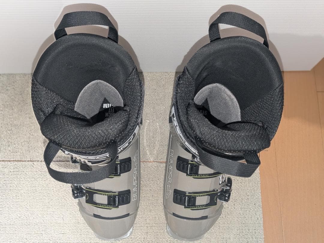 Bumps 8 25cm ラテブラウン x マットブラック