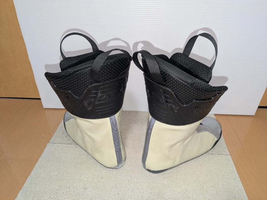 Bumps 8 25cm ラテブラウン x マットブラック