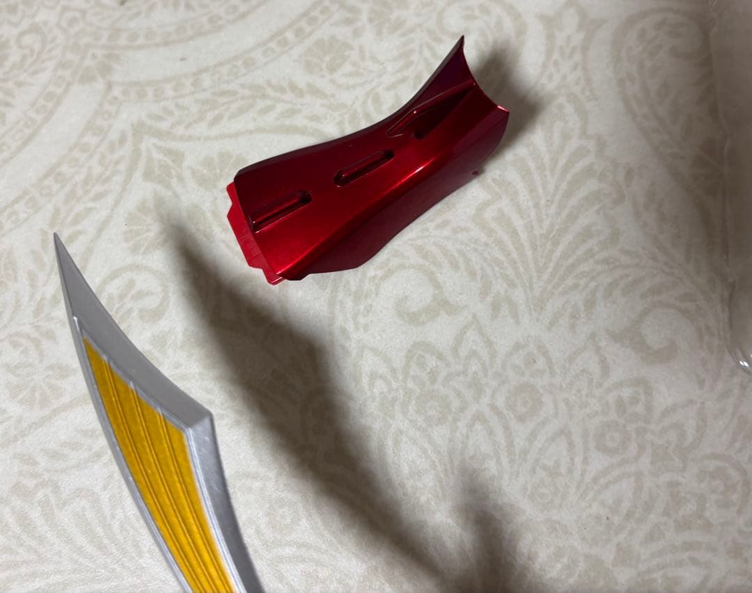 S.H.フィギュアーツ　仮面ライダー　龍騎　サバイブ ドラグランザー　フィギュア