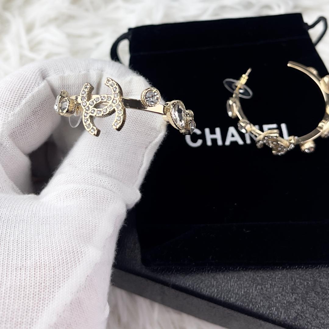 CHANEL シャネル ピアス ゴールド