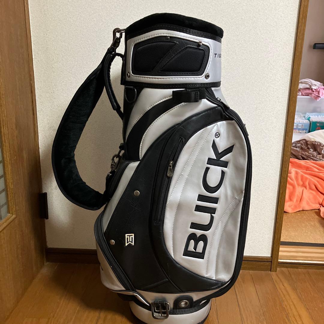 ゴルフバッグ タイガーウッズプレゼン　定価7万円